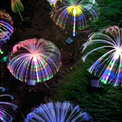 Palmas solar X2 Und. Ilumina tu jardín sin pagar un peso de energía en esta Navidad.